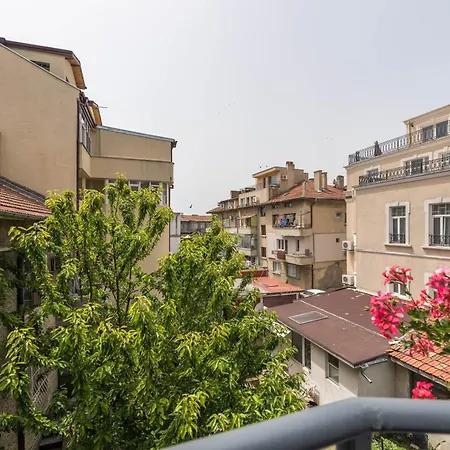 Center Luxury ヴァルナ