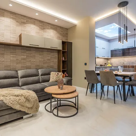 Апартамент Center Luxury