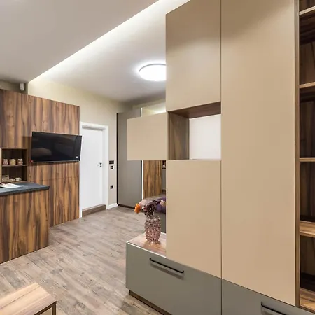 アパート Center Luxury ヴァルナ