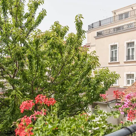 Center Luxury Апартамент *