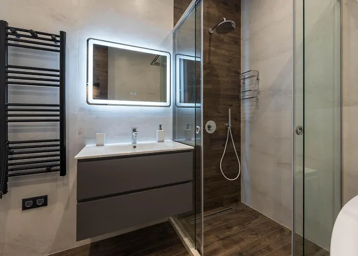 Center Luxury Apartment