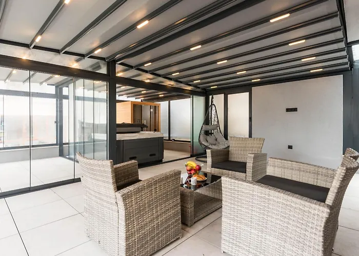 Apartment Center Luxury *